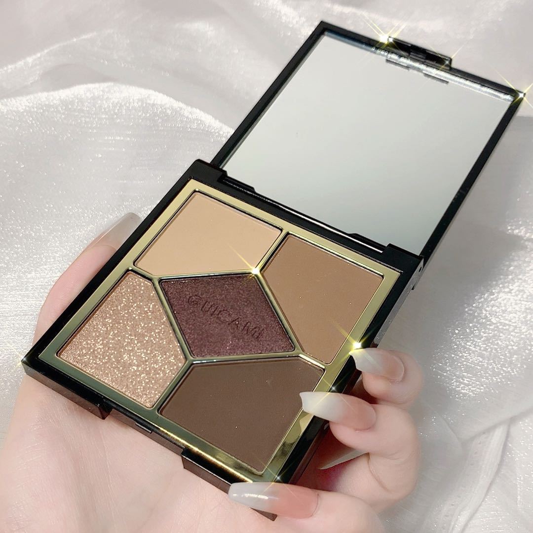 GUICAMI backstage five-color eye shadow plate matte pearl glitter earth color makeup shake sound Net red ins Super fire