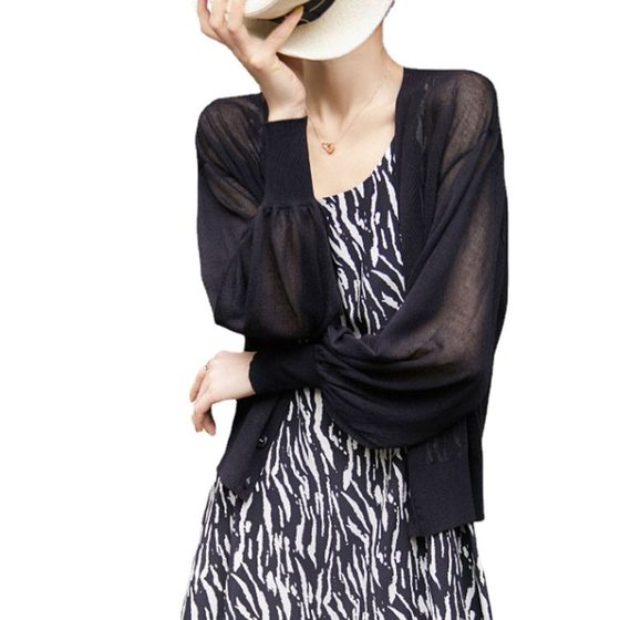 Summer lightweight breathable knitted cardigan women's sun protection shirt V-neck long sleeve solid color elegant casual coat women's wholesale fashion