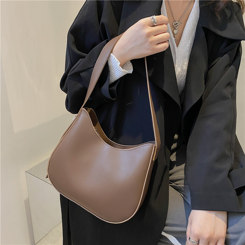 Urban Simple Fashion Soft Noodles Women's Bag 2022 Autumn New Elegant Retro Korean-style Harajuku Shoulder Baguette Bag