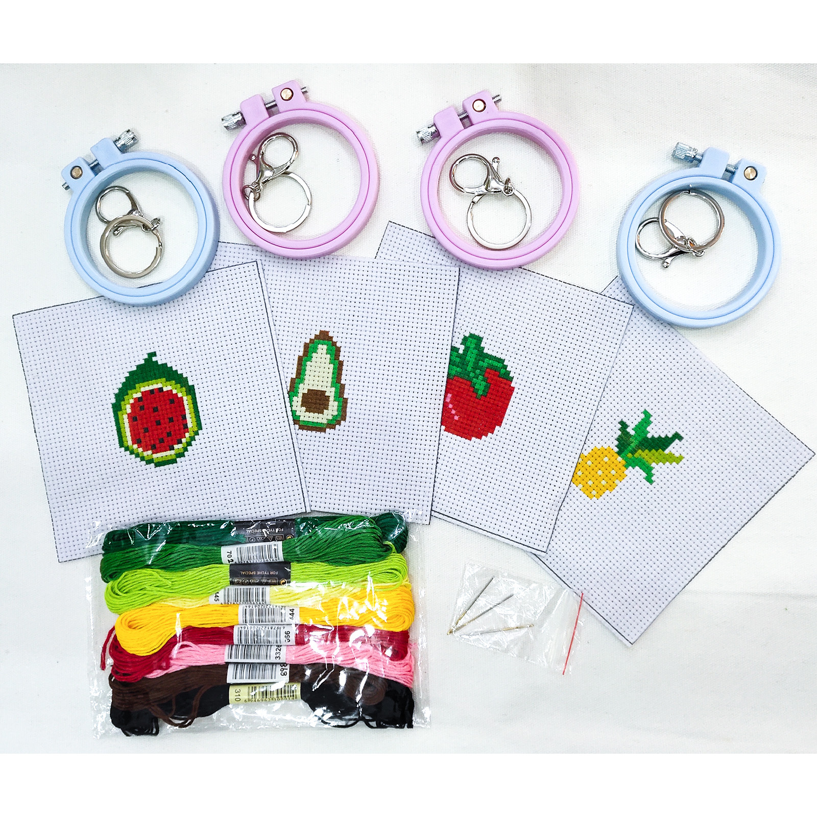 Small children's cross stitch material bag key chain backpack buckle material bag children's embroidery diy material bag
