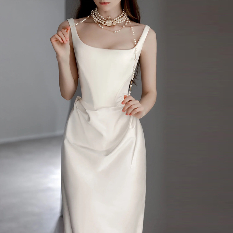 Foreign trade satin light wedding dress 2025 new vintage simple out-of-house yarn small tail suspender dress evening dress wholesale