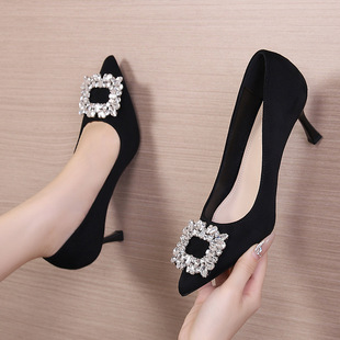 Foreign trade 41-43 plus size pointed high heels women's stiletto heel 2024 new temperament commuter black shoes small size 33