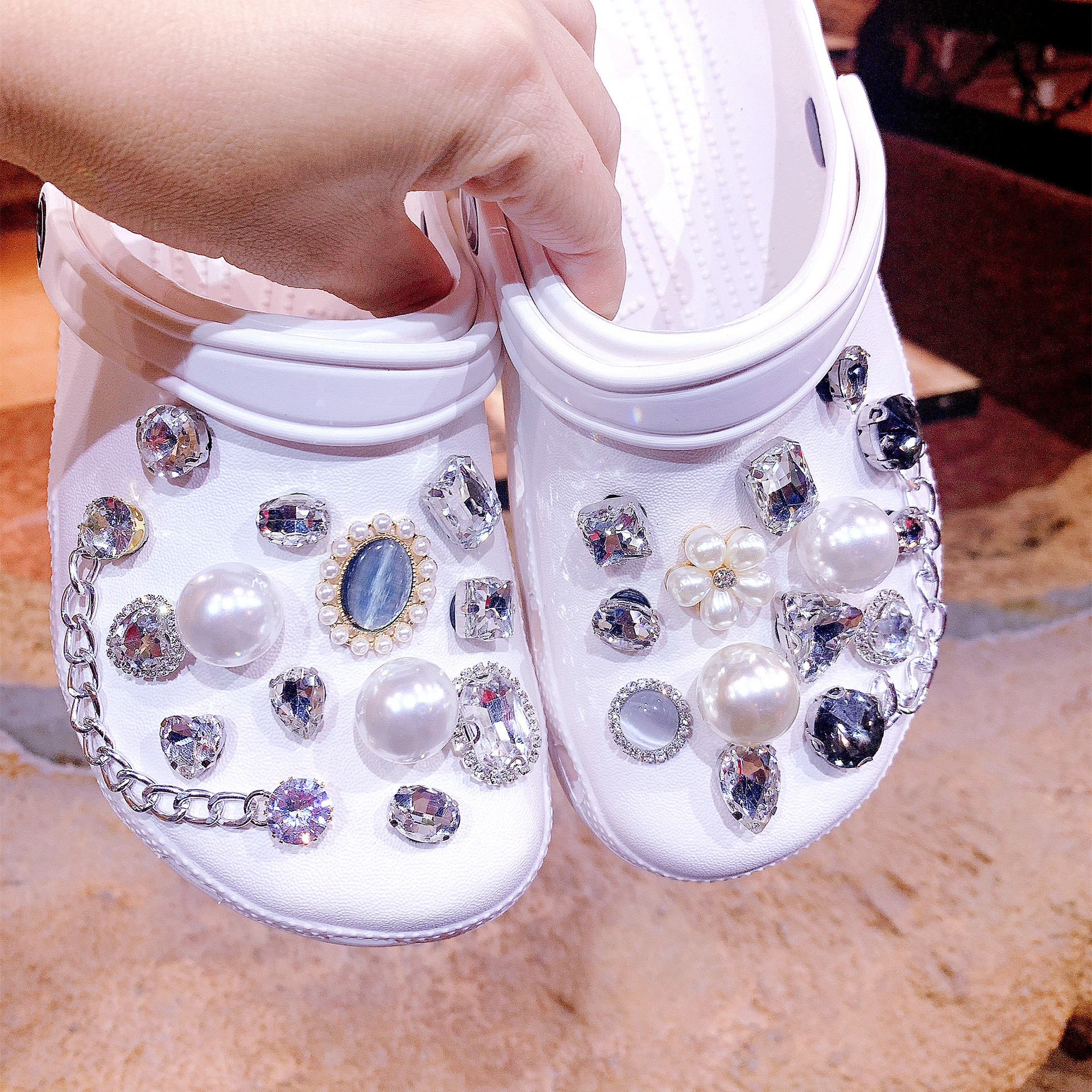 Shoes Diamond inlay diamond patch shoes accessories shoes high hole shoes decorative buckle cute three-dimensional flower accessories shoe buckle