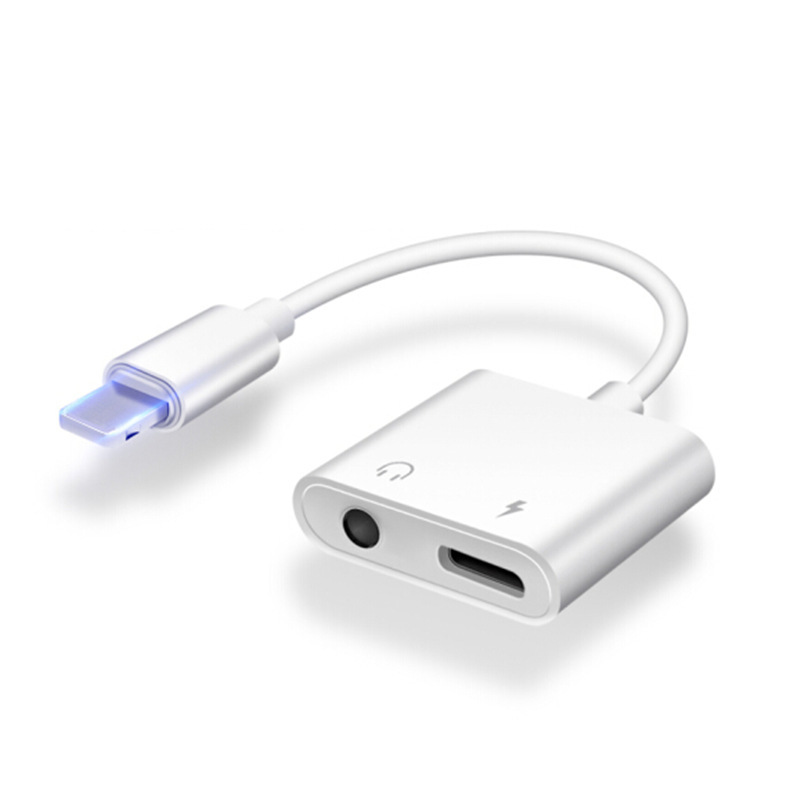 Suitable for Apple 8 adapter double lightning adapter plus 3.5mm charging listening to songs 2-in -1 adapter