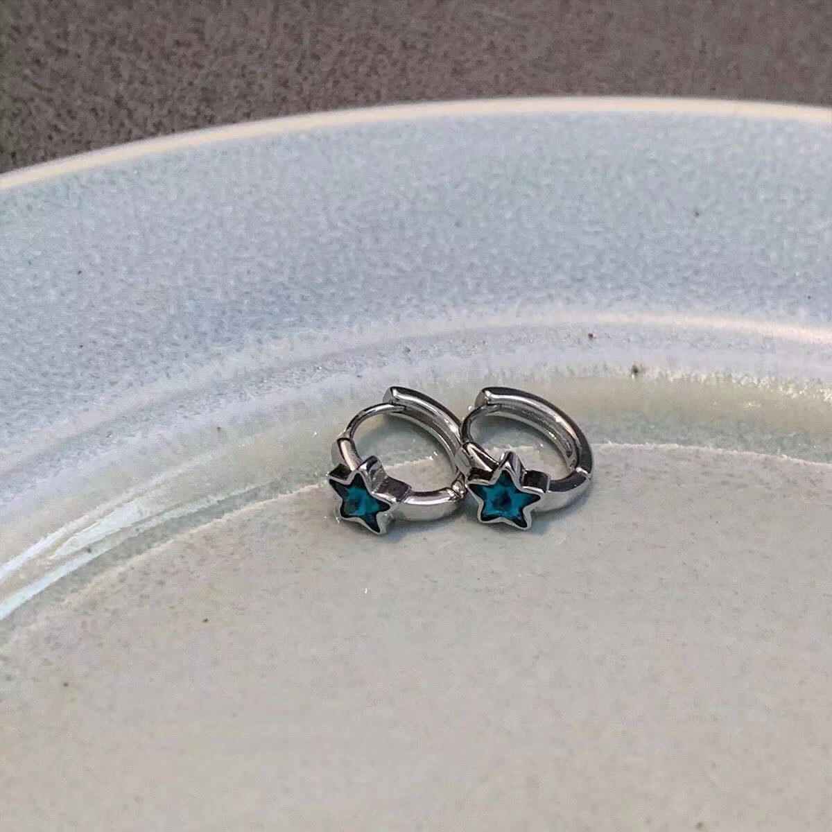 European, American, Japanese and Korean Five-pointed Star Ear Buckle Indigo Zircon Star Elegant Earrings Silver Plated Blue Zirconium Star Earrings for Women