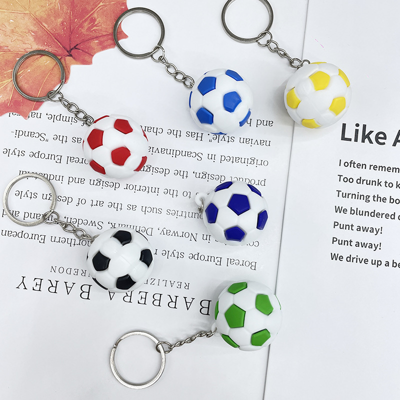 Simulation World Cup football keychain ball keychain cross-border supply three-dimensional sports basketball pendant decoration