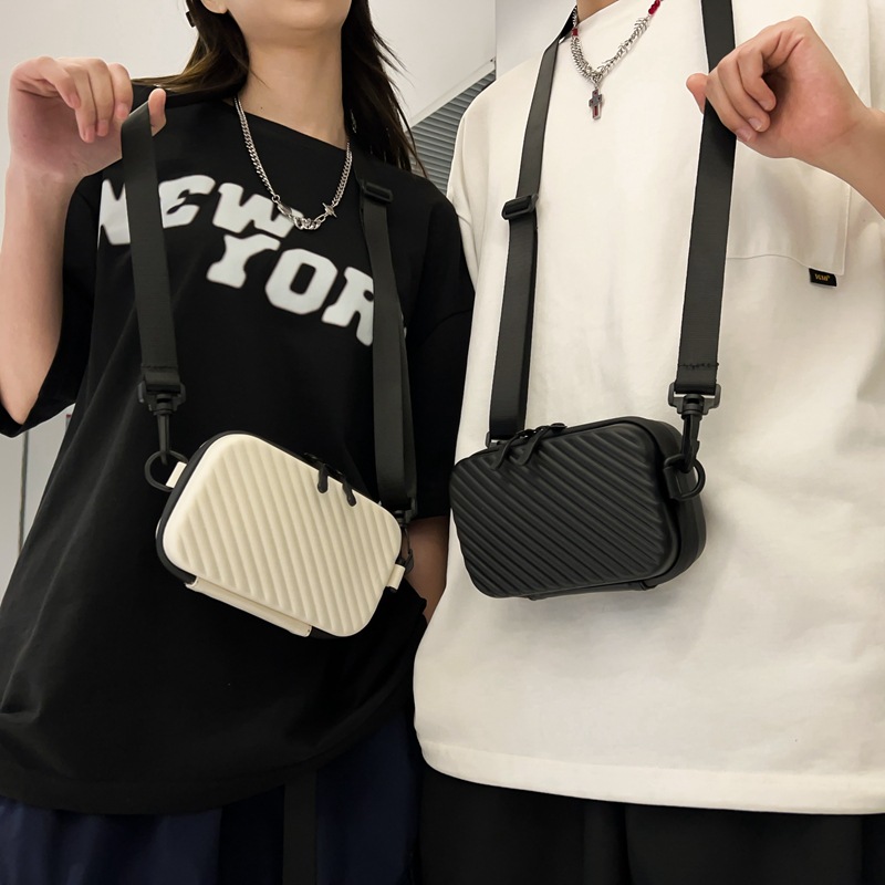 New fashion brand ins indentation box bag street popular Japanese Korean style hard shell bag simple mobile phone bag delivery