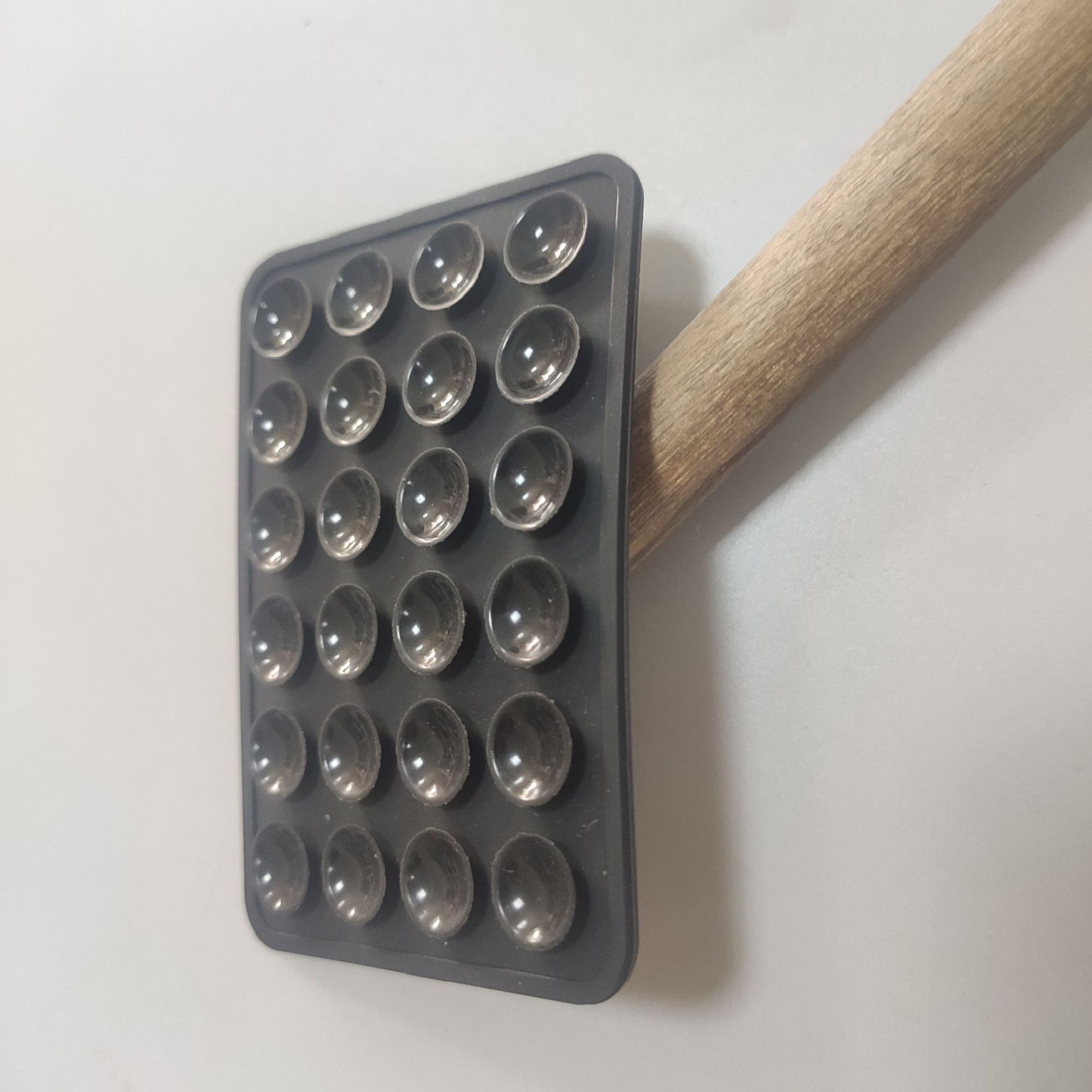 Thickened 24 Square Suction Cups, Mobile Phone Silicone Suction Cups, Mobile Phone Tablet Holder Stickers, Holder