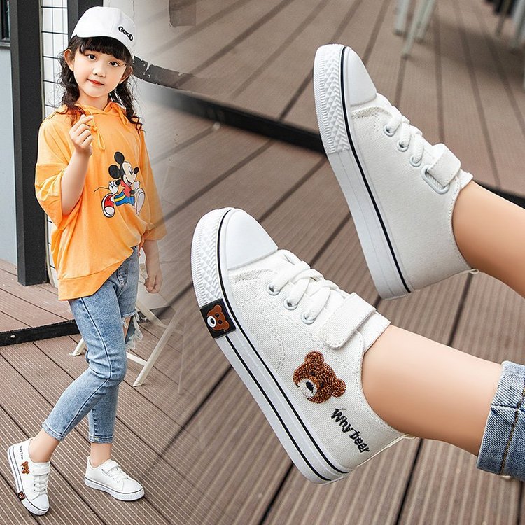 Children's shoes foreign trade 2023 children bear canvas shoes fashion students small white shoes boys and girls Velcro board shoes wholesale