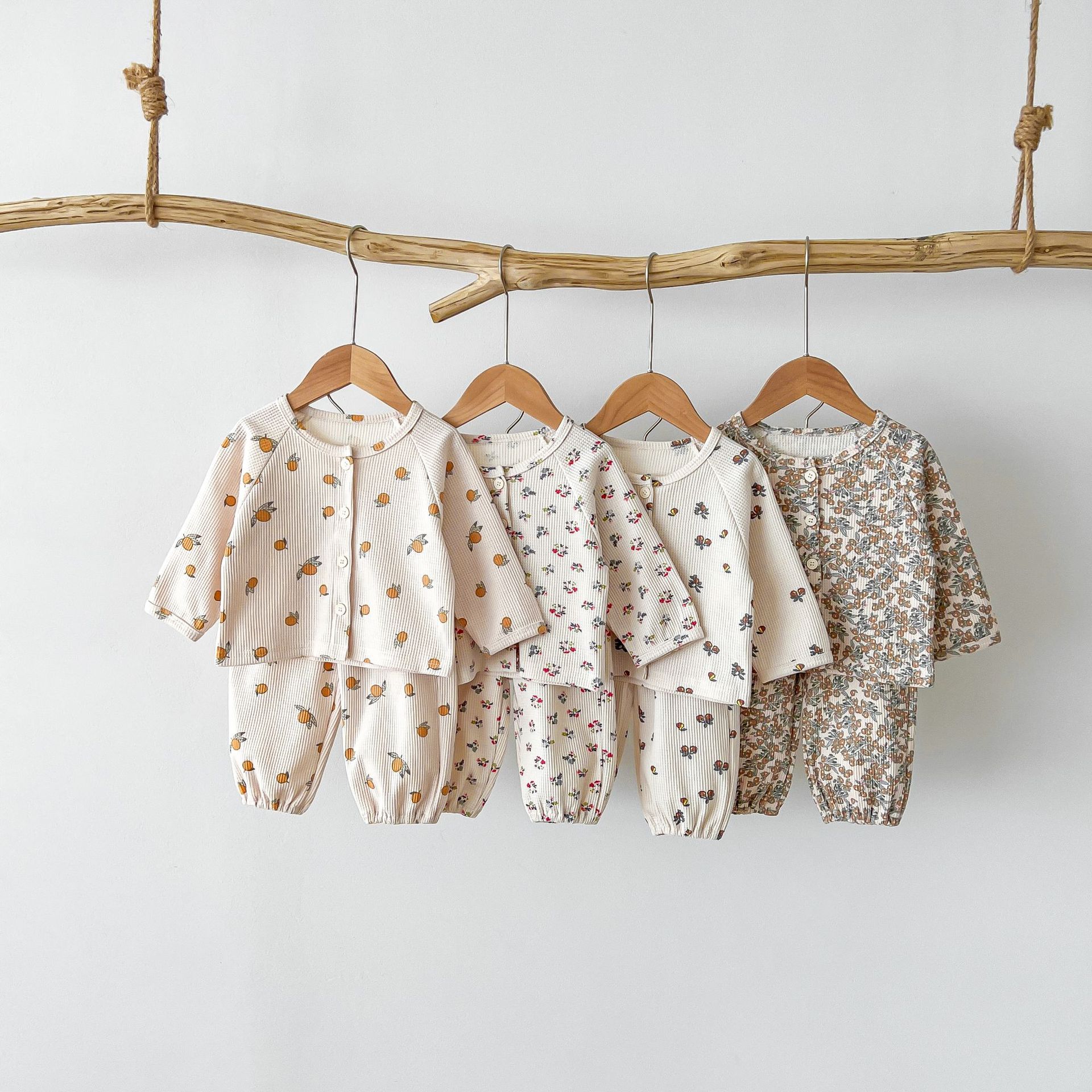 Baby autumn clothes ins South Korea baby home wear internet celebrity long sleeve waffle top pants two-piece suit