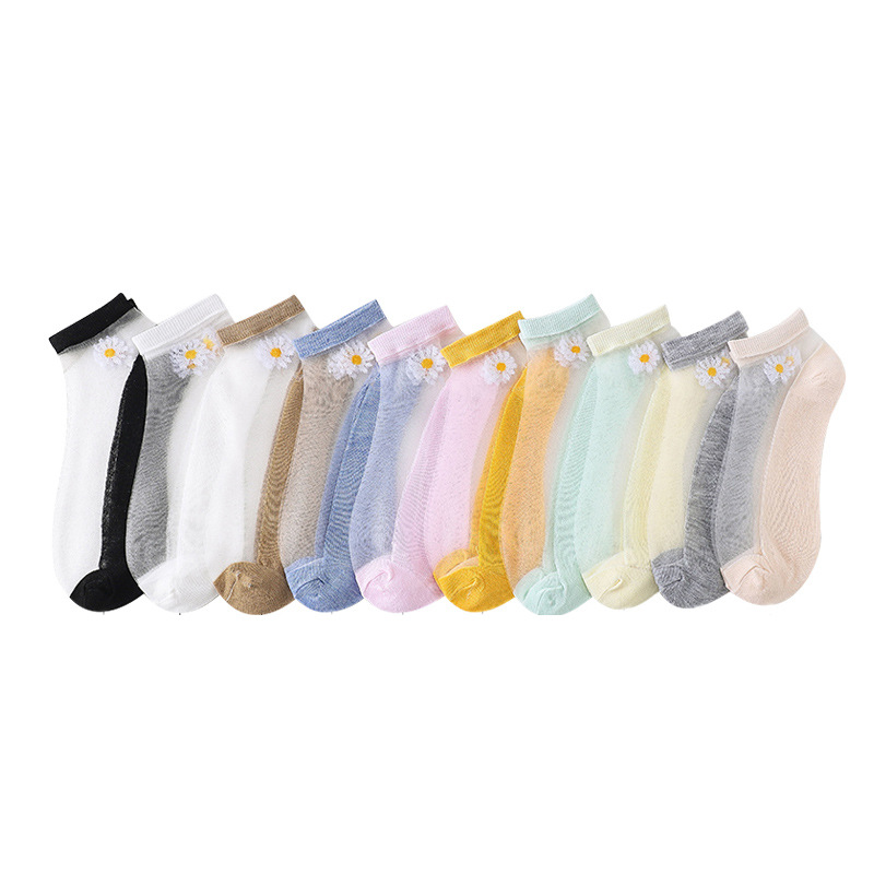 Summer New Internet Popular Daisy Glass Silk Thin Short Socks TikTok Transparent Crystal Silk Socks Women's Color-matching Boat Socks
