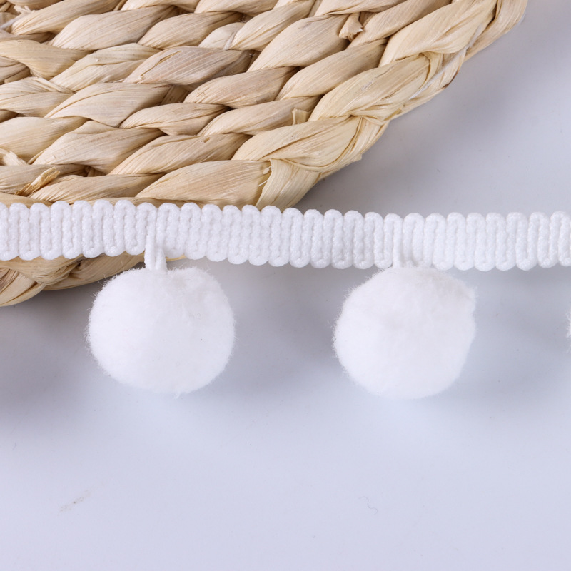 Factory wholesale handmade diy jewelry lace ball curtain clothing accessories decorative color triangle edge spot