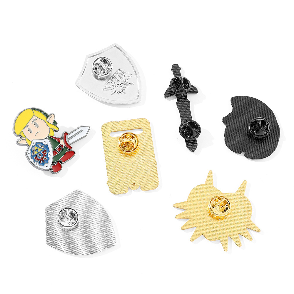 Cross-border Hot Sale The Legend of Zelda Wilderness Interest Metal Badge Zelda Brooch Link Kingdom Tears Shield