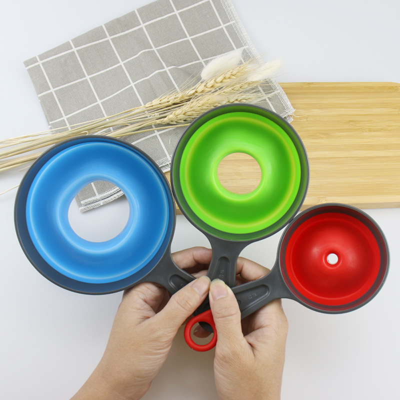 Spot wide mouth thin mouth folding plastic funnel three-piece set jam funnel oil leak three-piece kitchen tools