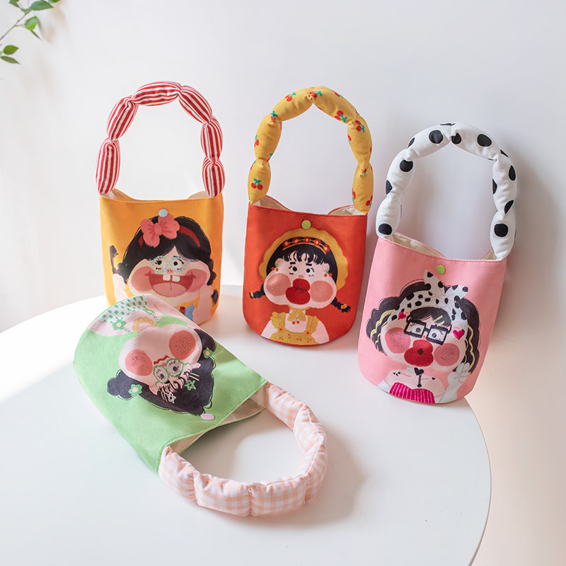 2023 new handbag women's hand gift bucket bag cute cartoon cotton-filled underarm bag cloth bag