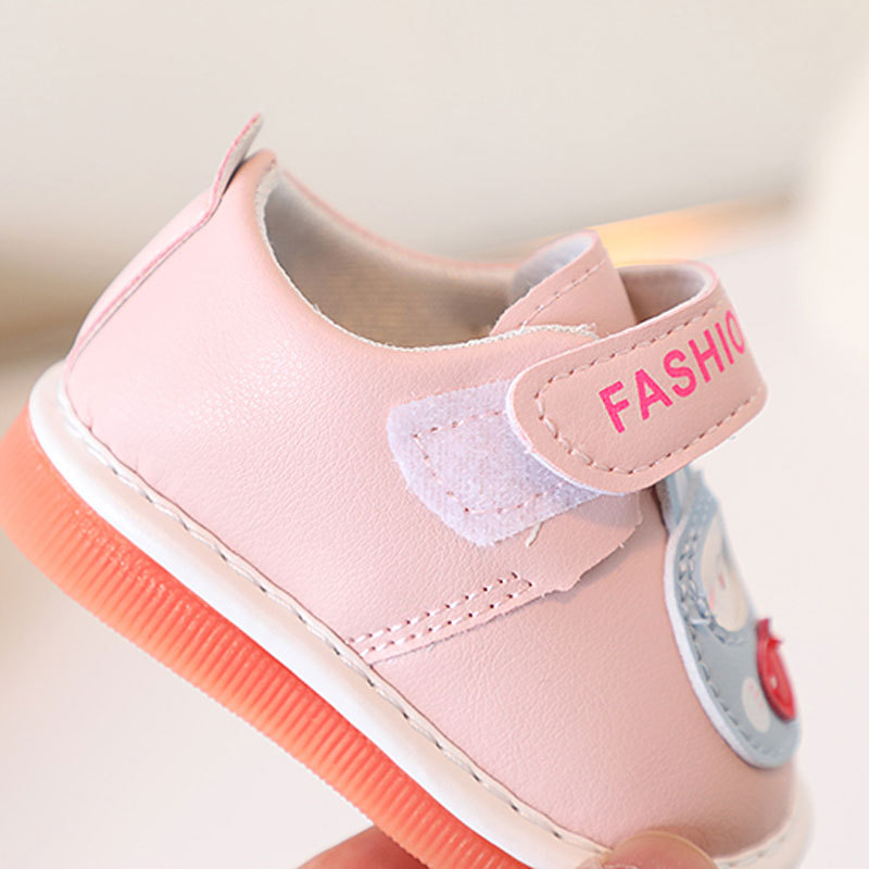 A generation of spring baby shoes princess shoes men's and women's soft-soled baby toddler shoes 0-1 years old 2 call shoes will ring