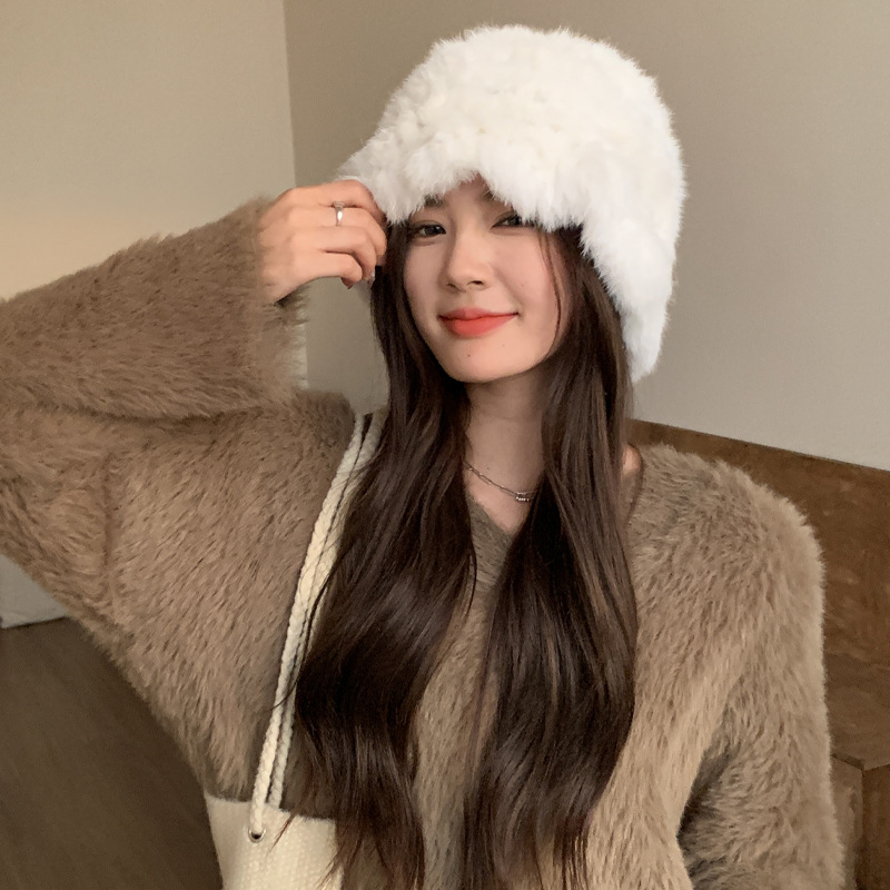 Autumn and winter cloud plush hat for women Korean style warm rabbit fur hat Japanese style big head circumference showing face small furry basin hat