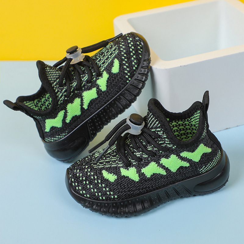 Children's sports shoes soft bottom fly woven children's shoes new wholesale boys and girls coconut shoes jelly bottom pedal spring and autumn