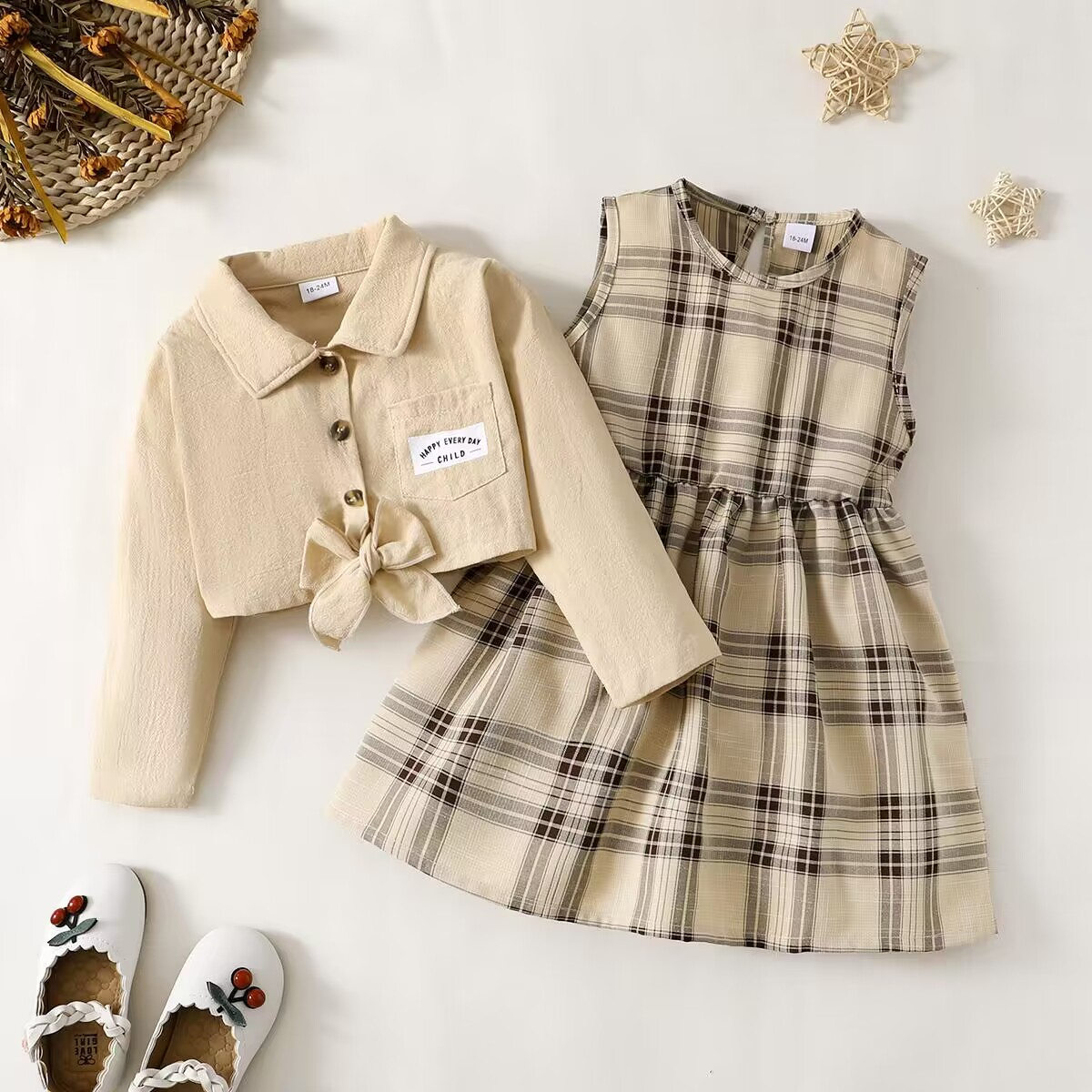 Girls Spring and Autumn New Apricot Coat Apricot Plaid Dress Two-piece Dress 222206312 Spot