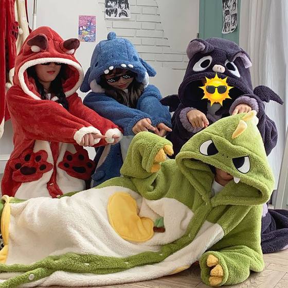 Dinosaur Pajamas Women's 2023 New Autumn and Winter Coral Fleece Nightgown Long Internet Popular Thickened Flannel Home Clothes