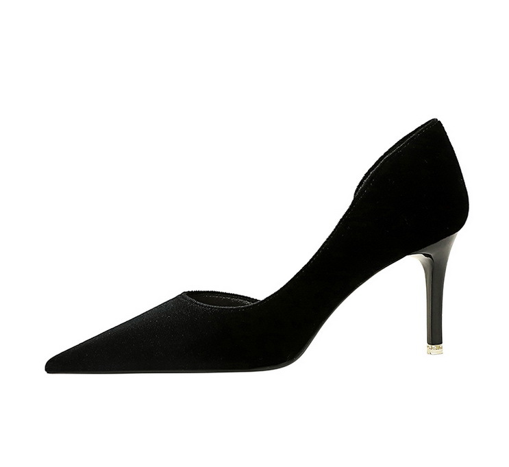 Women's shoes with fine heels, shallow heels and pointed side hollowed out west velvet shoes_voghion.com