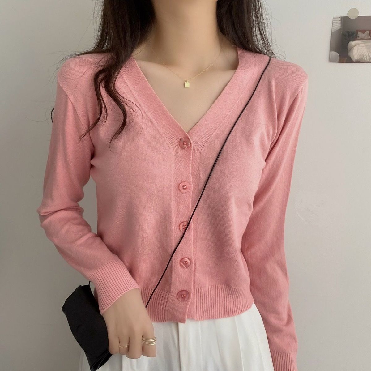 Southeast Asia 2022 New Women's Long-sleeved Sweater All-match Short V-neck Cardigan Coat Women's Sweater Women's Top_voghion.com