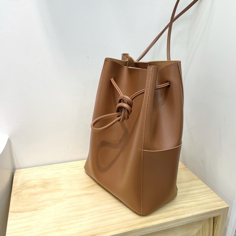 初創2021新シングルショルダーバッグ百合大容量子母バッグファッションins小衆デザインネット赤斜めショルダーバッグ|undefined