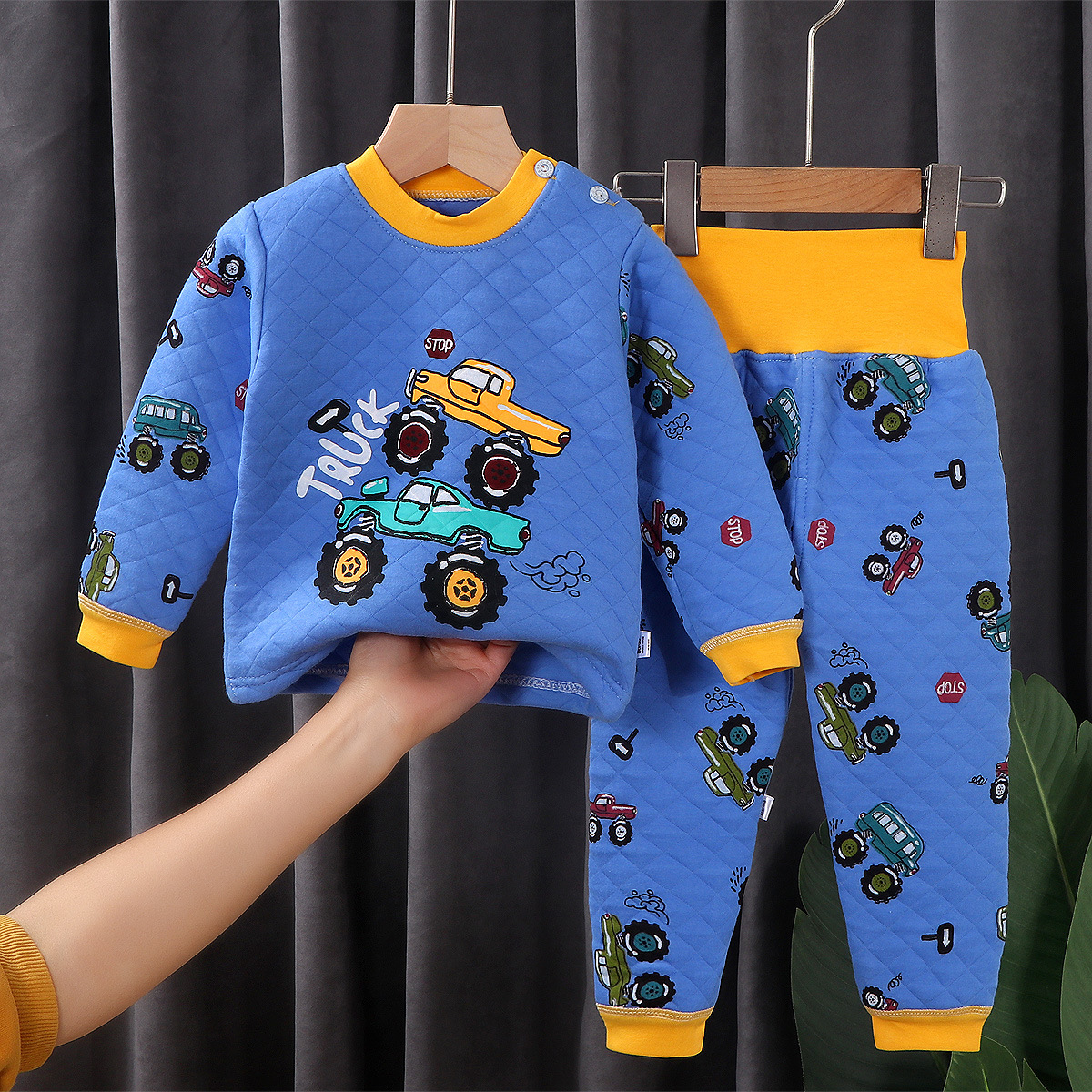 Factory direct children's thermal underwear set three layer cotton padded boys and girls autumn and winter home clothes baby children's clothing