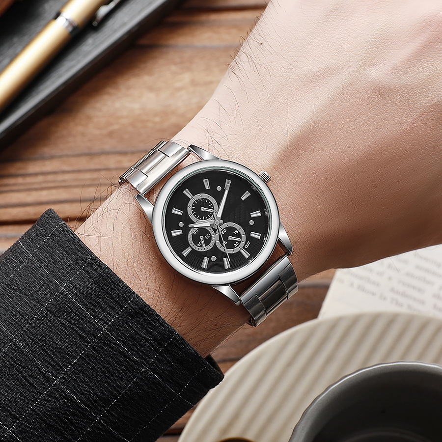 New neutral Watch men's Steel Belt women's Watch women's three-eye quartz Watch casual men's Watch wholesale Watch