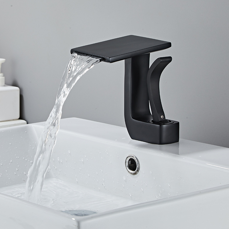 Factory supply new basin hot and cold faucet copper waterfall water outlet bathroom washbasin single hole bathroom wholesale