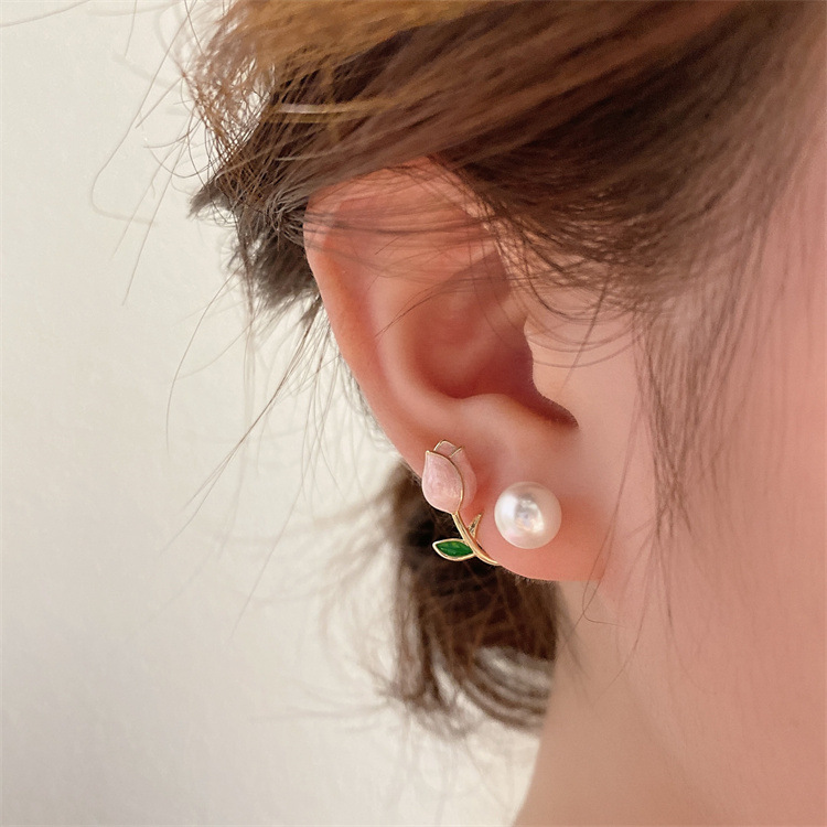 Love Pearl 925 silver pin earrings sweet tassel temperament flower earrings women's tide gentle Joker earrings wholesale