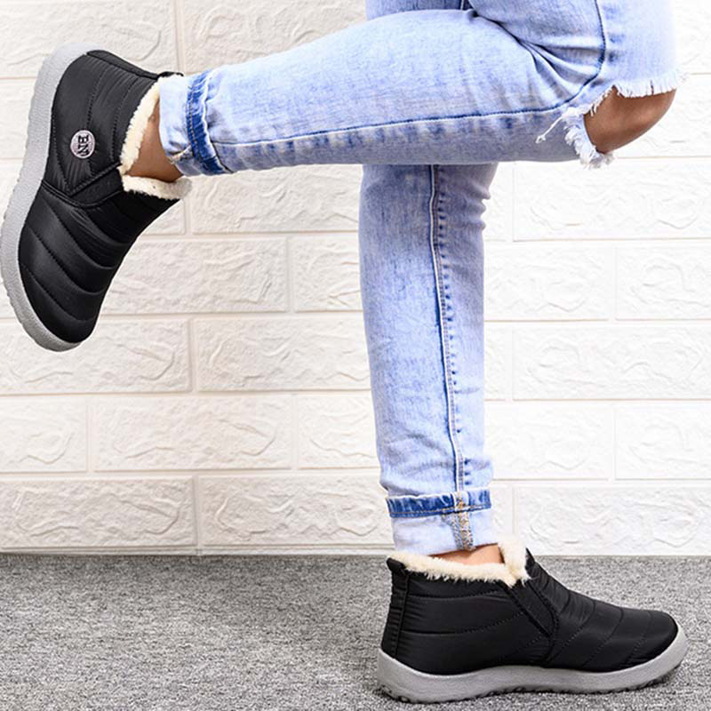 Cross-border New Cotton Shoes Waterproof Wear-resistant Lightweight Old People's Shoes Fleece-lined Cotton Boots Casual Non-slip Snow Boots Large Size