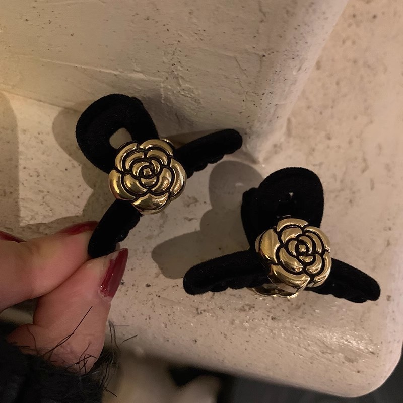 山茶花公主頭髮夾黑色絲絨復古法式抓夾側邊夾前額碎發劉海夾髮飾