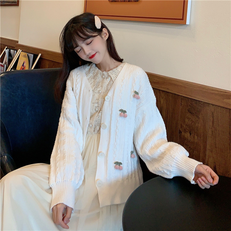 Japanese autumn and winter New Cherry three-dimensional sweater women's loose sweet fresh temperament all-match sweater cardigan coat