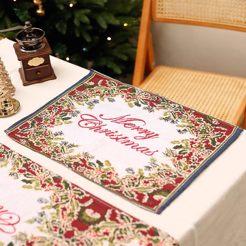 クリスマスの食卓は家庭用店舗のテーブルを飾って、クリスマスの装飾シーンはテーブルクロスを飾っています。|undefined