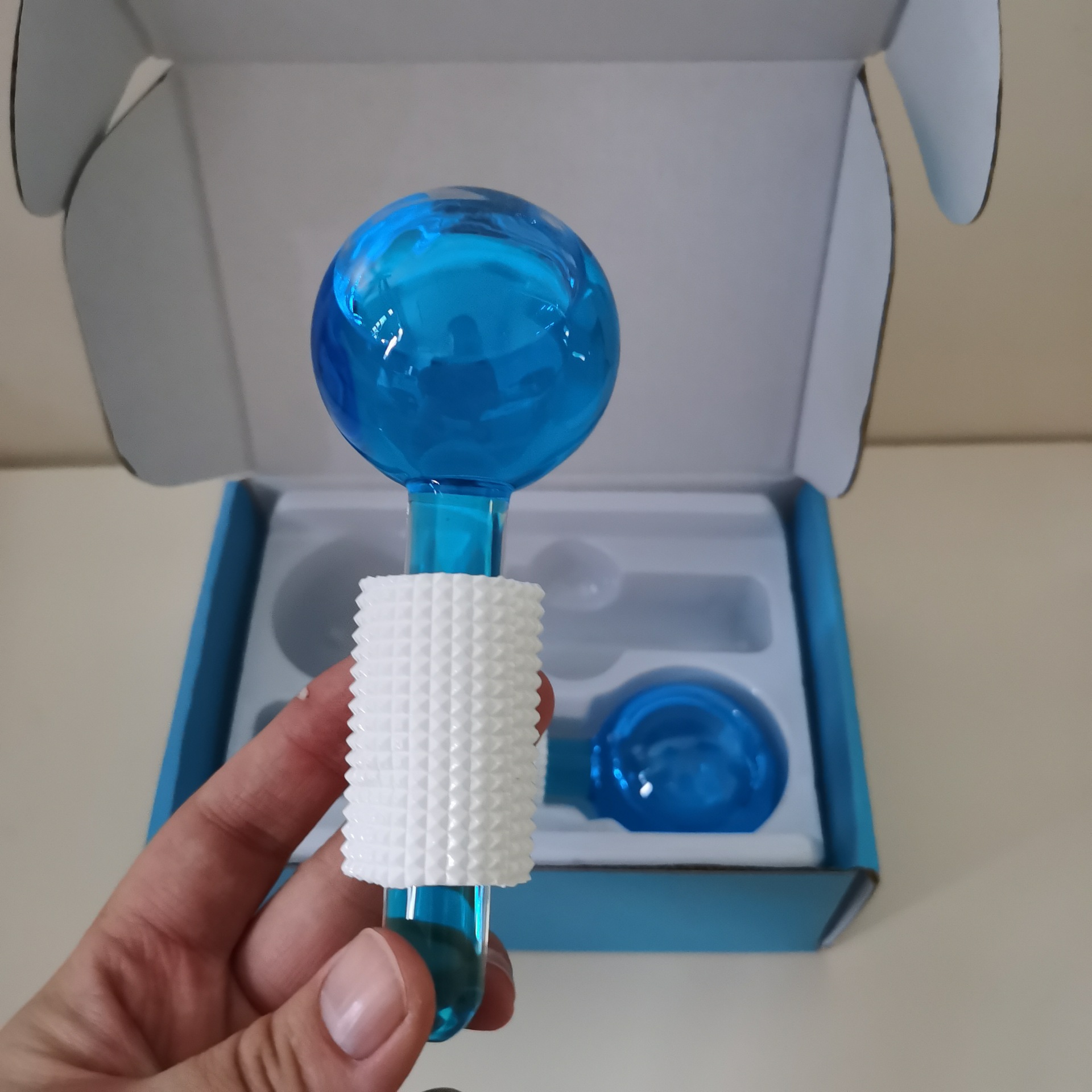 Cross-border new beauty ice ball beauty ball facial massage instrument ice compress instrument ice hockey beauty instrument