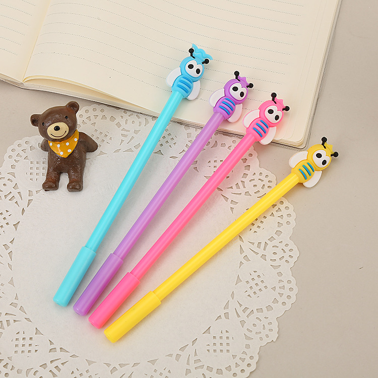 Cute bee-shaped gel pen creative student examination writing pen office stationery needle tube sign pen wholesale
