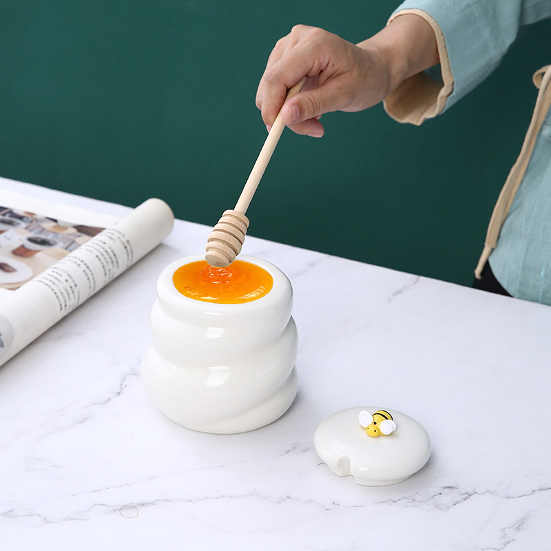 Cross border ins ceramic Honey jar with stirring rod with lid Honey wind gift jar cross border packaging