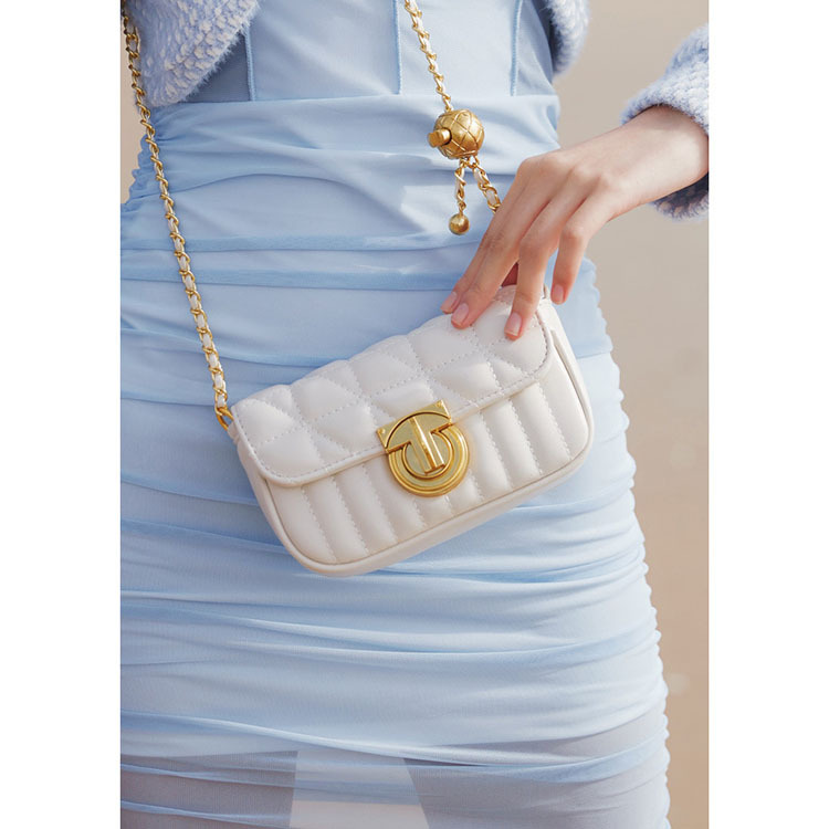 2024 new pu women's bag cross-border style small fragrance style fashionable one-shoulder high-quality transport bead diamond chain women's bag