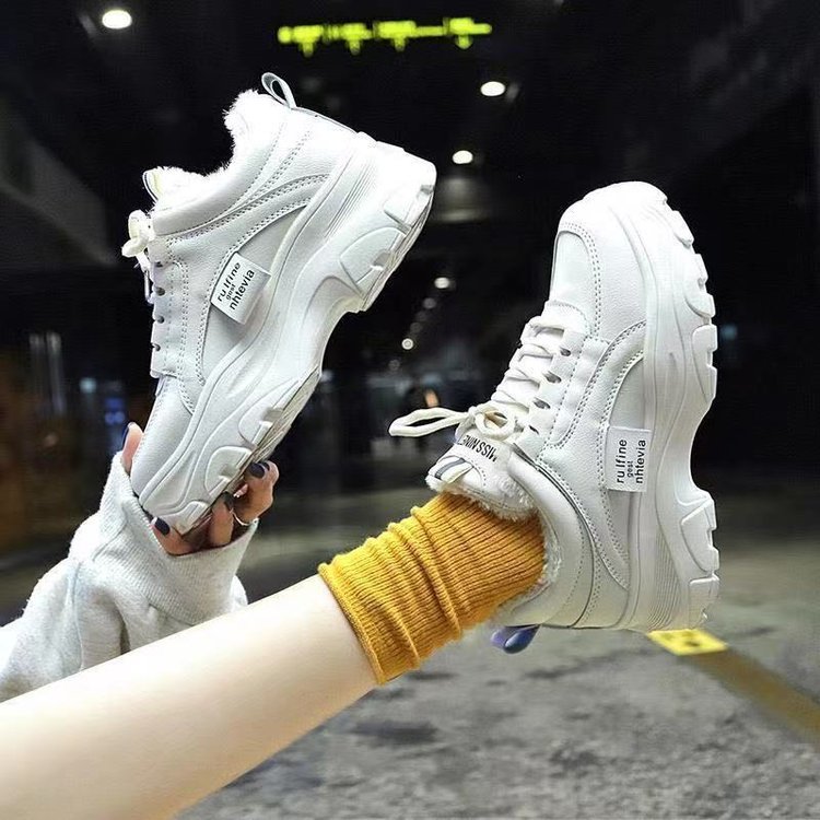 White shoes fashion daddy shoes women 2021 Spring and Autumn New Korean sports casual shoes thick bottom color shoes wholesale