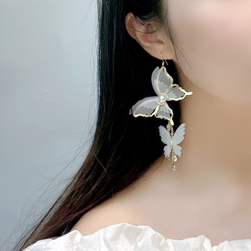 D135 Fairy Butterfly Earrings 2021 New Fashion Long Tassel Earrings Korean Elegant Internet Celebrity Exaggerated Earrings