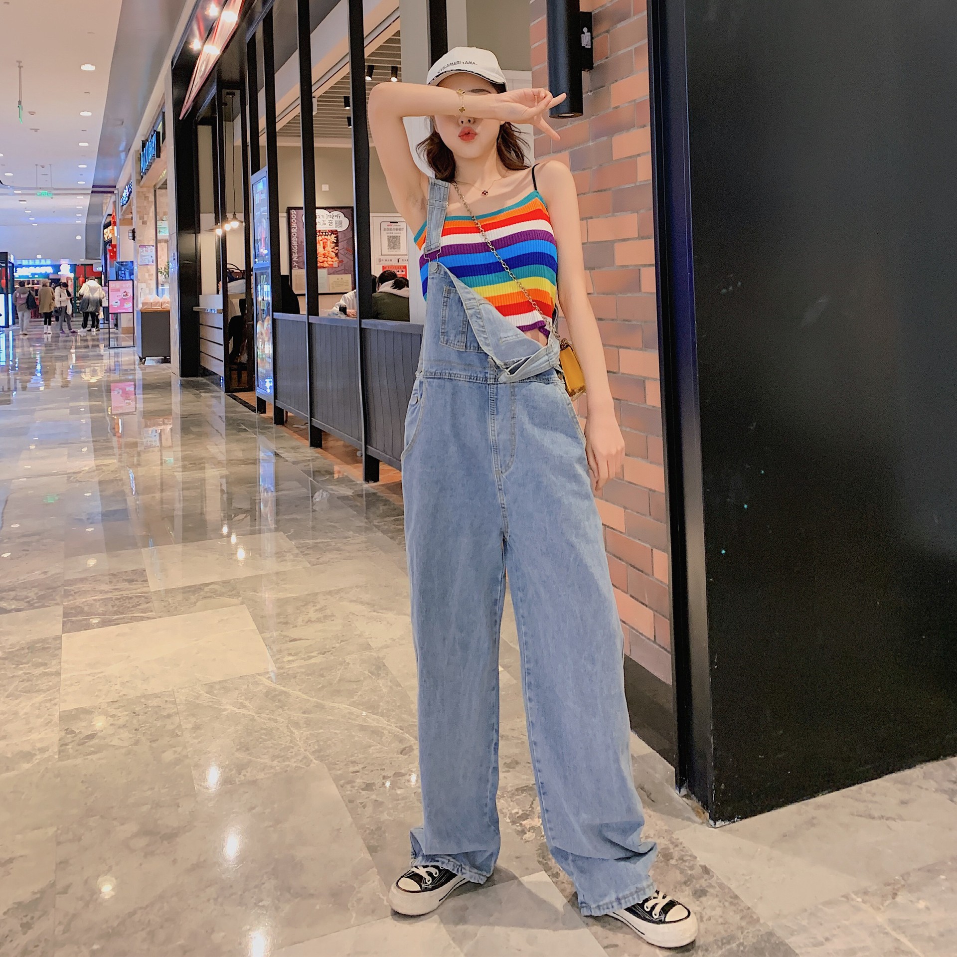 [Spot] Internet-famous floor-length pants spring and summer trousers Korean version of loose large size high waist wide leg jeans suspenders for women
