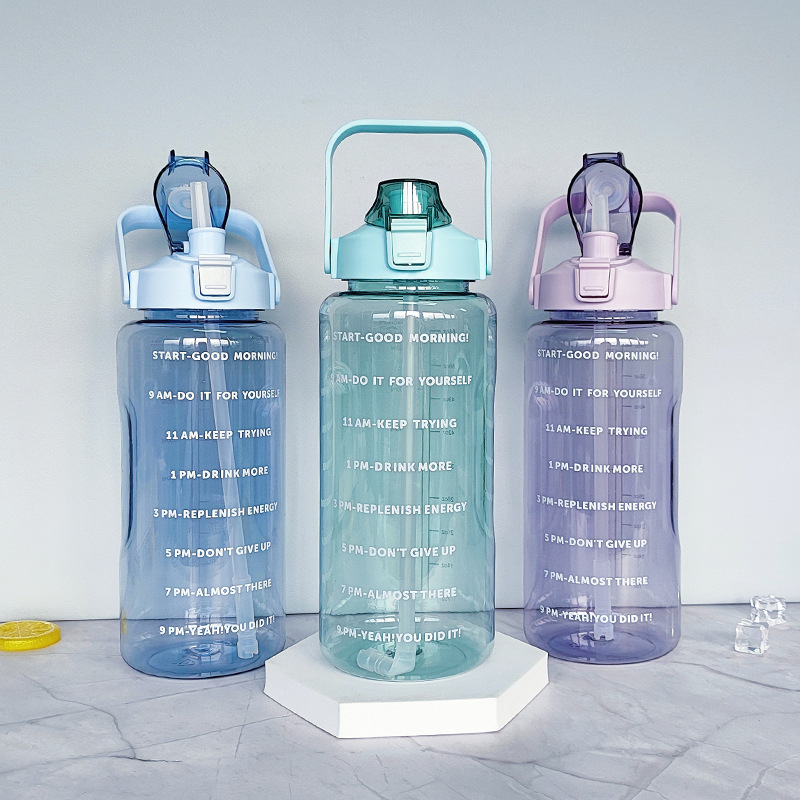 2000ml Super Capacity Water Cup Plastic Outdoor Fitness Kettle Anti-fall High Temperature Straw Space Cup