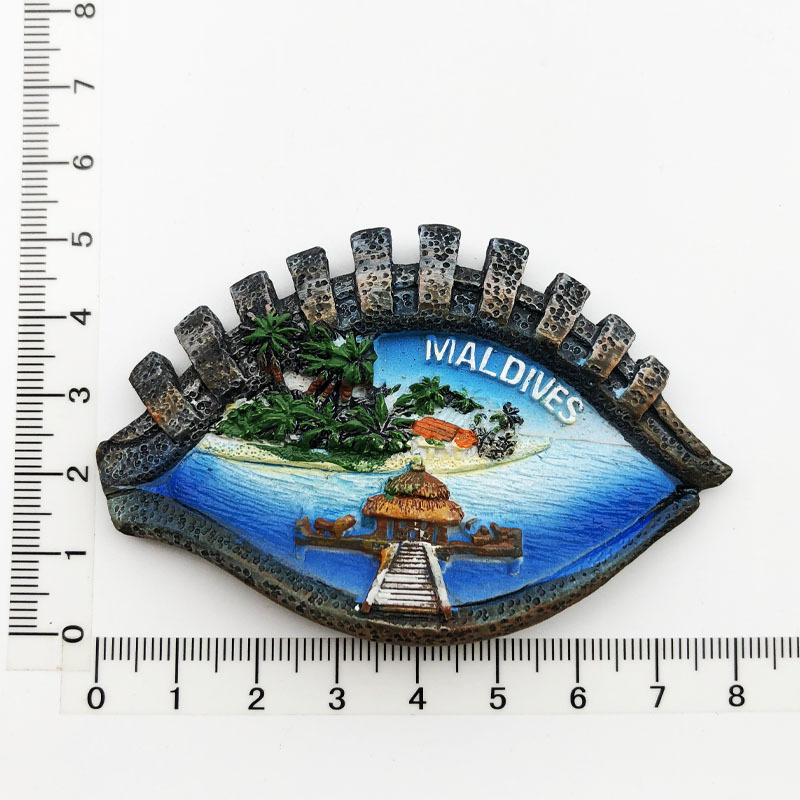 Cross-border e-commerce in stock wholesale Maldives tourism commemorative decorative crafts resin painted magnet refrigerator magnets