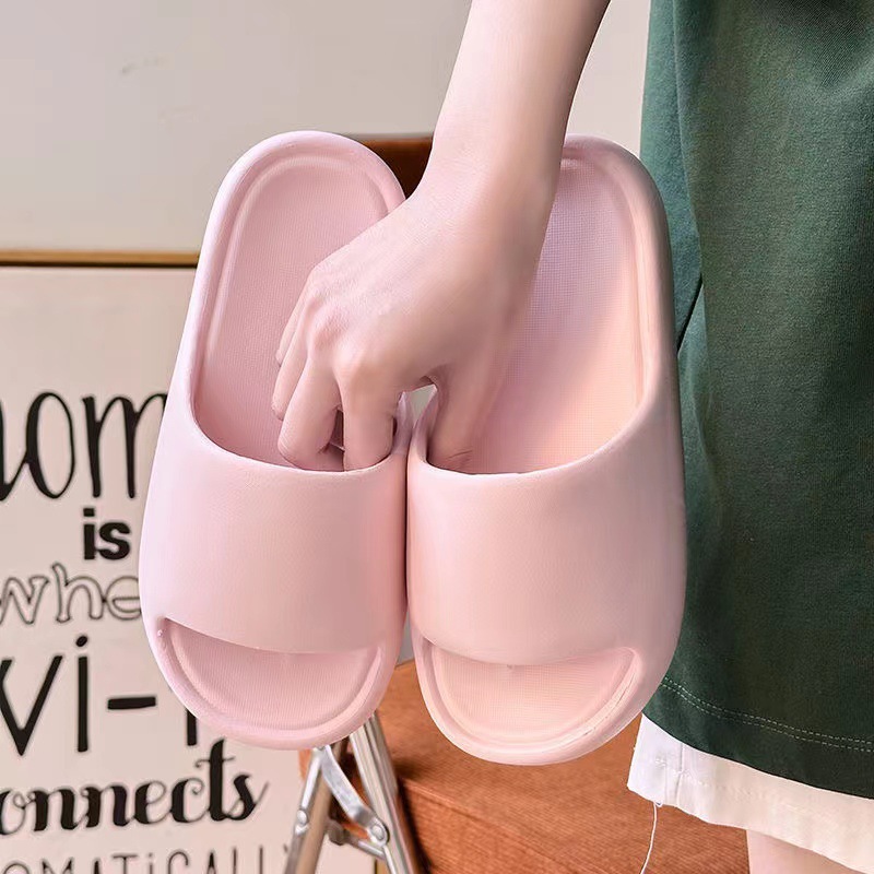Slip-on slippers for women Summer home non-slip bathroom Bath couple thick bottom home men's slippers for summer outdoor wear