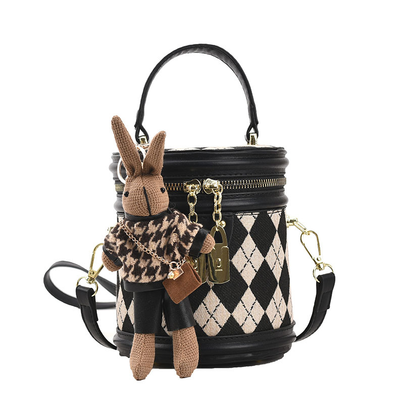 This year's popular small bag women's 2023 spring new fashion niche messenger bag texture Diamond portable bucket bag