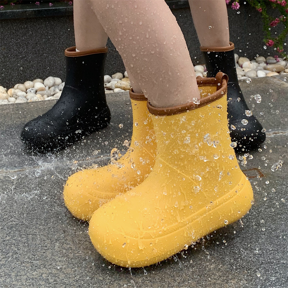Korean style ins waterproof outer wear color matching rain boots rain boots women's summer parent-child soft bottom fashion casual rain boots