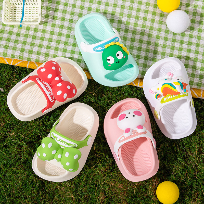 Children's Slippers Summer New Polka Dot Bow Indoor Cartoon Cute Slippers Soft Sole Men's and Women's Hole Shoes for Girls