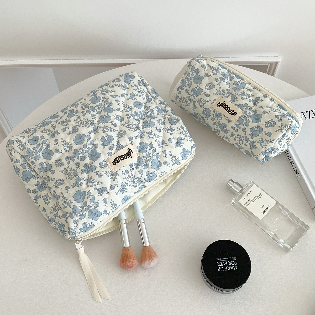 Ins Style Simple Small Floral Handheld Cosmetic Bag Large Capacity Cosmetic Storage Bag Portable Wash Storage Bag for Women