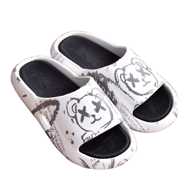Slippers Men's Trendy ins Wear-resistant Men's Slippers Slip-on Feeling 2022 New Style Outer Wear Sandals Summer Home Non-slip
